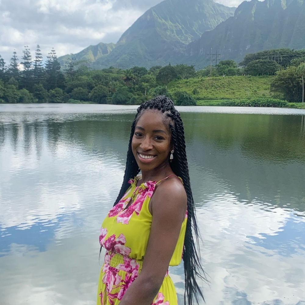Meet your Posher, Oyinda